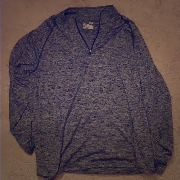 Under Armour loose heat gear zip up never worn. - Picture 1 of 2